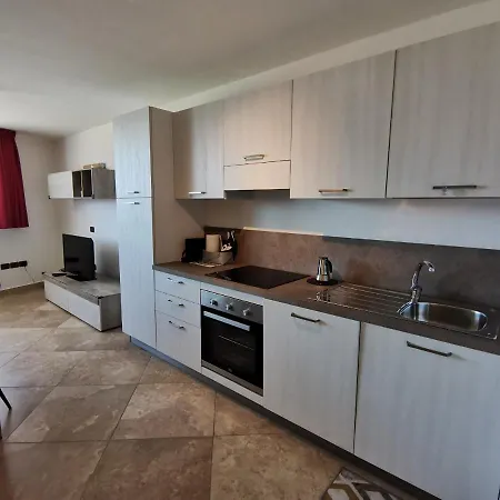 Apartment Monolocale Nuovo Sulla Pista Da Sci In Montagna *